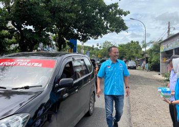 Lolos Mengikuti Verivikasi, Ketua DPD Partai Gelora Jeneponto Berbagi Kue Kotak