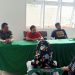 Puluhan Warga Mendatangi Kantor Lurah Balang Beru Minta Ketua RW di Copot