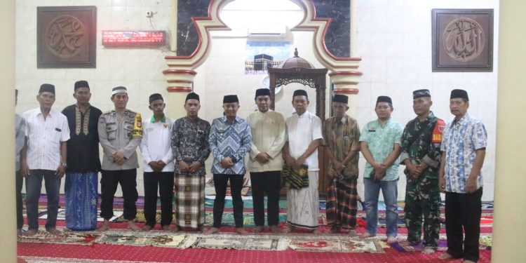 Safari Ramadhan, Camat Tallo Sampaikan Program Jaga Anak’ta