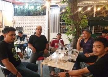 Caleg DPR Provinsi PKB dan Tokoh Masyarakat Ngopi Bareng