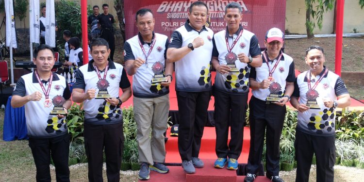 Peringati hari Bhayangkara ke-77, Polda Sulsel Menggelar Lomba Menembak 