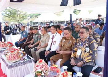 Camat Tallo Hadiri Peringatan Hari Keluarga Nasional di Anjungan Toraja Mandar