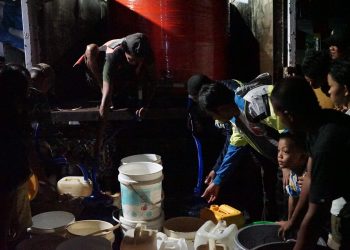 Camat Tallo Pantau Penyaluran Air Bersih di Kelurahan Lembo