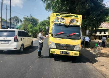 Dishub Takalar Bersama Polisi Melakukan Razia di Jalan Poros Takalar – Jeneponto