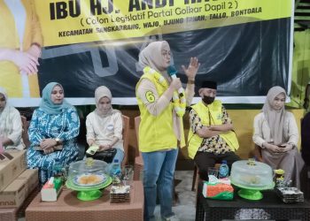 Silaturahmi, Hj. Andi Hastuti Membuka Acara Pertandingan Domino