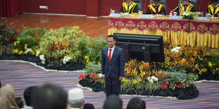 Camat Tallo Resmi Raih Gelar Doktor di Bidang Administrasi Publik