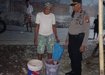 Jelang Nataru Polsek Rappocini Gelar Operasi Miras, Sita Ratusan Liter Ballo