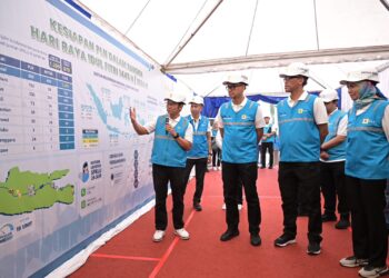 Dirut PLN Lakukan Inspeksi SPKLU Jalur Mudik, Pastikan 1.299 Unit Se-Indonesia Siaga Layani Pengguna Mobil Listrik