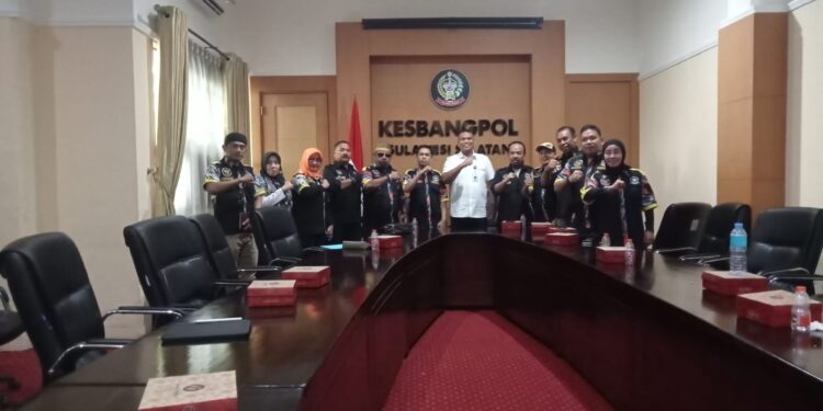 LSM GMBI Wilter Sulawesi selatan Audiensi dengan Kesbangpol Provinsi