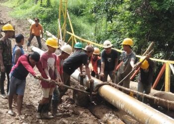 Akhirnya, 16 Desa Terpencil Sulawesi Tenggara Dilistriki PLN, Menyala 24 Jam!