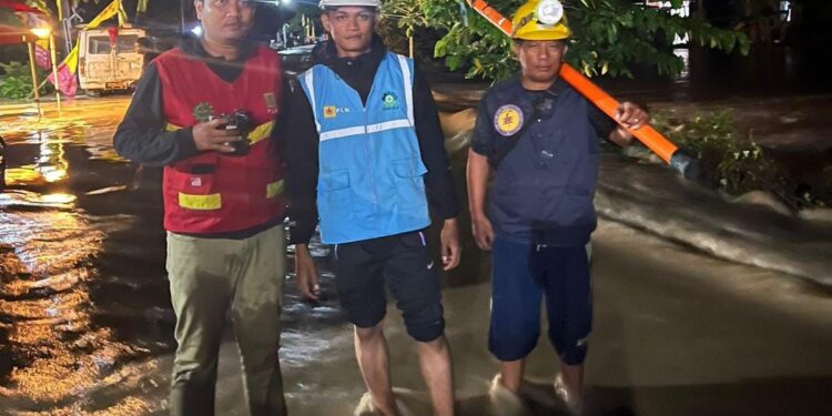 PLN Tanggap Amankan Pasokan Listrik Akibat Banjir di Kabupaten Sidrap