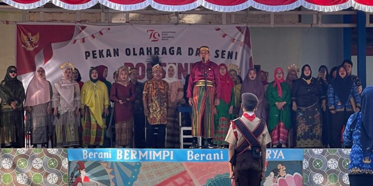 Upacara HUT Kemerdekaan RI Ke 79 Dilaksanakan oleh SMP Negeri 14 Kota Makassar