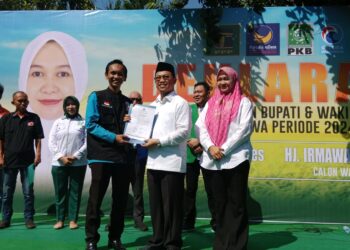 AURA dan IRMAWATI Resmi Maju di Pilkada Gowa 2024
