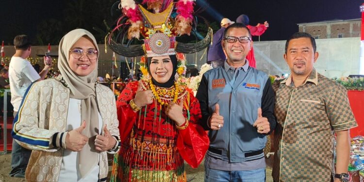 Husniah Talenrang Hadir di Pesta Rakyat NRL Kosmetik