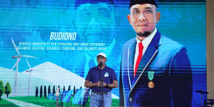Tunjukkan Kepedulian dan Apresiasi di Hari Pelanggan Nasional, PLN Gelar PLN Mobile Customer Day di Makassar