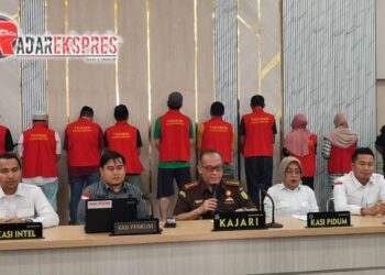 Sebanyak 11 Tersangka Kasus Upal Masuk Tahap II di Kajari Gowa